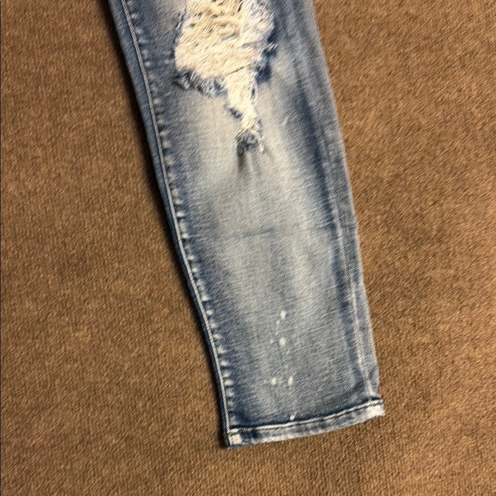 Judy Blue Boyfriend Fit Distressed Jeans 13/31 Blue Denim Womens - Picture 6 of 14